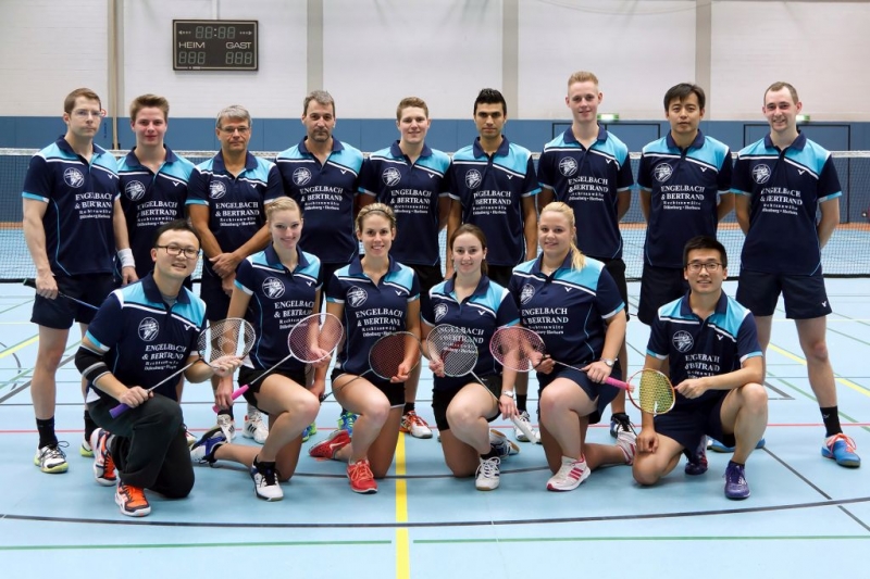 2016-11-27 TV 1843 Dillenburg BADMINTON 1. + 2. Mannschaft hockend