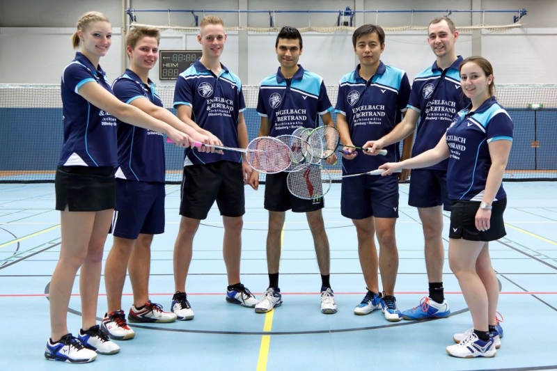 2016-11-27 TV 1843 Dillenburg BADMINTON 1. Mannschaft Schläger