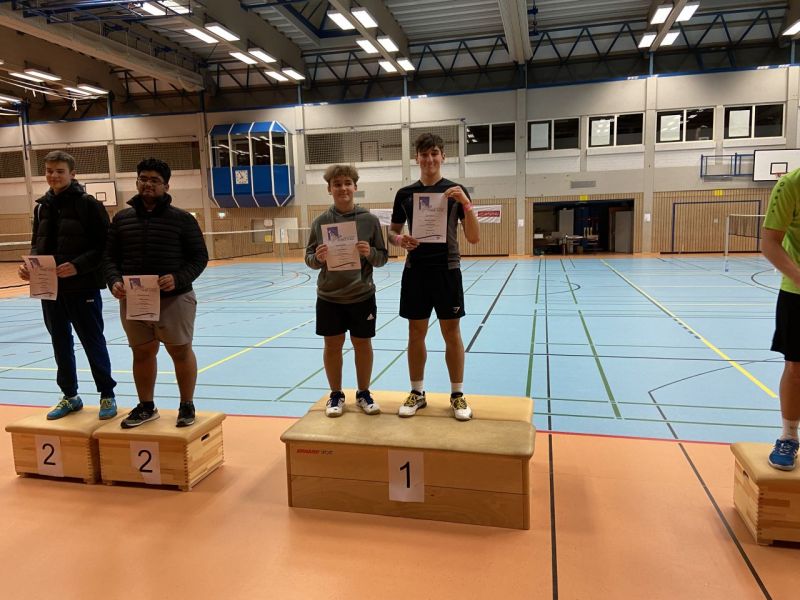2021-11-06-D-RL-U11-U19-Dillenburg-JD-U19-Louis-Gubsch-Dominik-Mueller