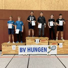 2022-10-01-TV-1843-Dillenburg-Bezirksmeisterschaften-Hungen-Siegerehrung-HD-U19-2.-Dominik-Mueler-Valentin-Reich