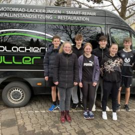 2023-02-17-TV-1843-Dillenburg-Jugend-Bus-Autolackierei-Mueller