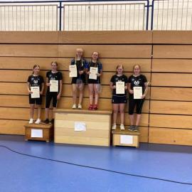 2023-06-17-Siegerlandmeisterschaften-Siegerehrung-Maedchendoppel-U17