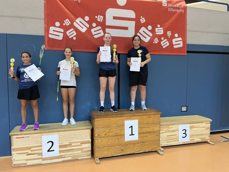 2024-09-08-Badminton-Bezirksmeisterschaften-Dillenburg-Siegerehrung-MD-U15