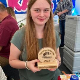 2024-06-18-Jugentrainerin-des-Jahes-2023-Sportjugend-Lahn-Dill-Lina-Bielefeld