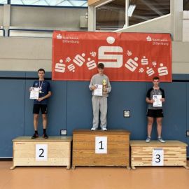 2025-08-30-Bezirksmeisterschaften-Dillenburg-HE-U17-2.-Leon-Turschner-3.-Niko-Toegel