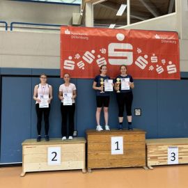 2025-08-31-Bezirksmeisterschaften-Dillenburg-DD-U19-1.-Leni-Feindler-Amelie-Zwick