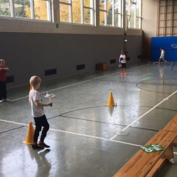 Badminton in Donsbacher Liliensternschule vorgestellt