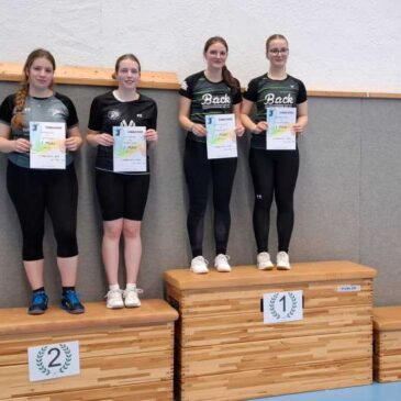 Vier Podestplätze für Dillenburger Badmintonspieler bei Bezirksrangliste