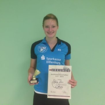 Lisa Löhr Bezirksmeisterin im Dameneinzel O19